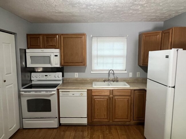223 Cherry Ave