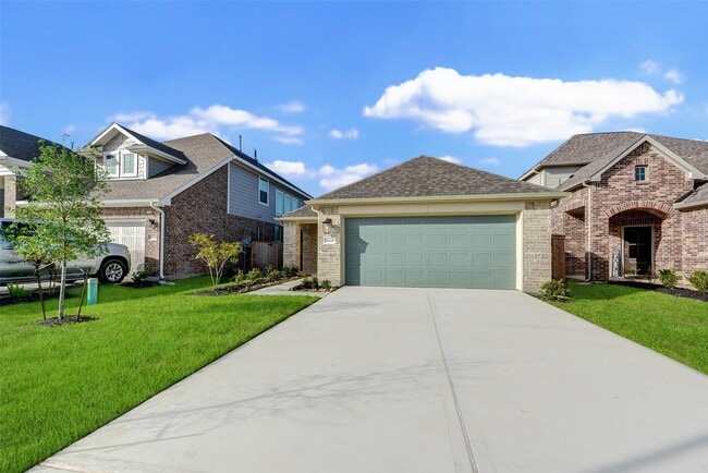 Building Photo - 31119 Myers Hvn Ln