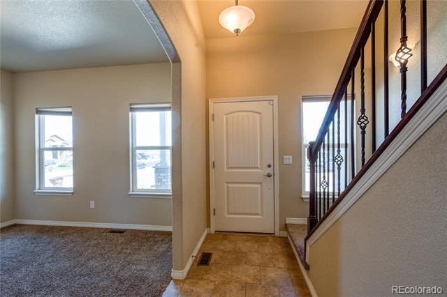 Photo - 957 Salmon Pond Way