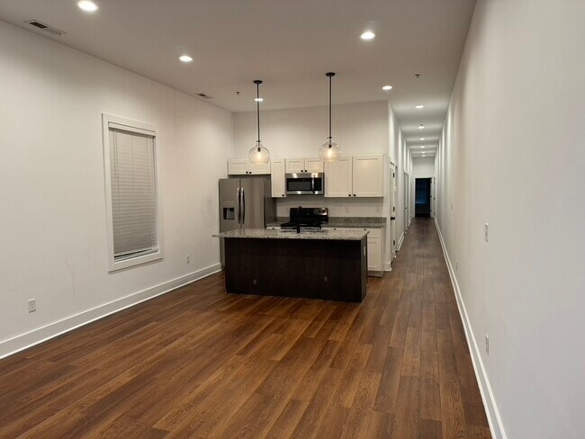 Photo - 2100 W Cary St Unit 100