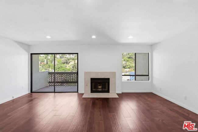 Photo - 2018 Griffith Park Blvd Unit 203