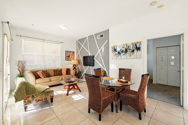 Photo - Charming and Spacious 4-Bedroom, 3-Bathroo...