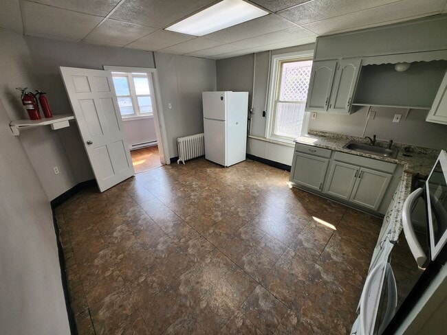 1935 W Broad St Unit 2nd Floor