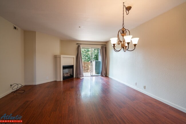 Photo - Stunning Condo | Garage | W/D In Unit