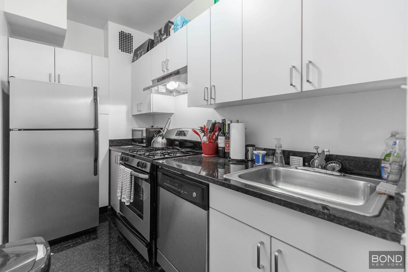 Photo - 145 W 55th St Apartment Unit 12B