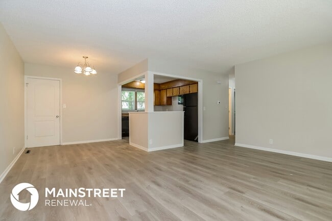 8002 E 89th Ter