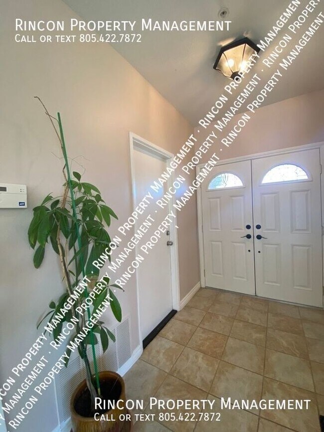 Photo - Solar Spacious 3 bedroom home in East End ...