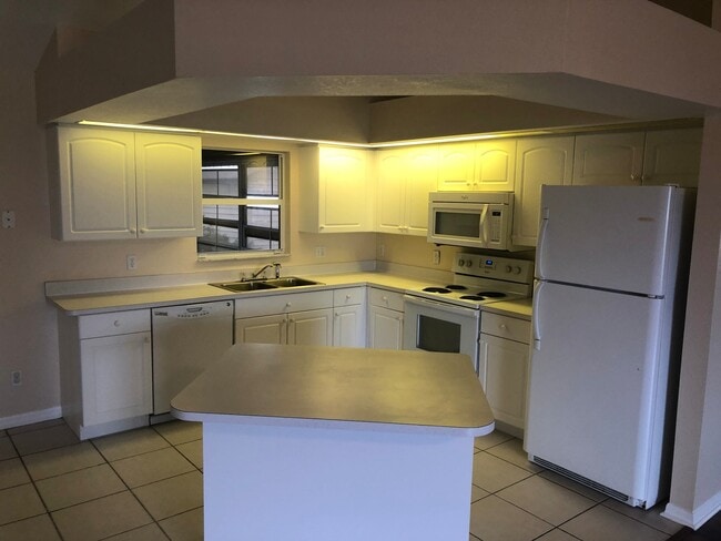 Photo - 2805 NW 5th Pl