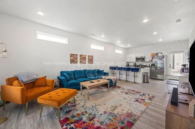 Photo - 1061 Kentucky Ave