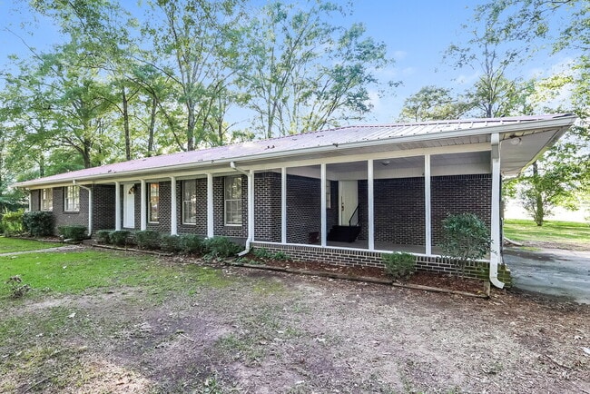 Photo - 1316 Airport Ln SW