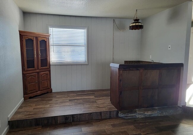 Photo - Cute Ranch Style 3 Bedroom, 2 Bath, On 4 A...