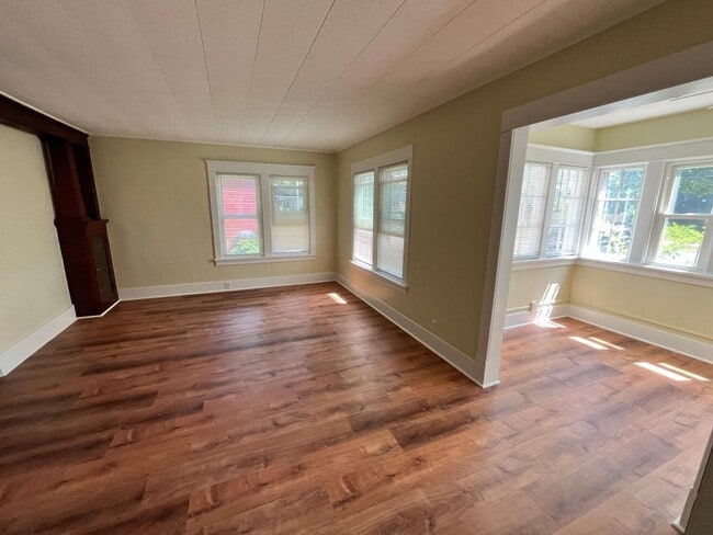 Photo - 512 E Goundry St