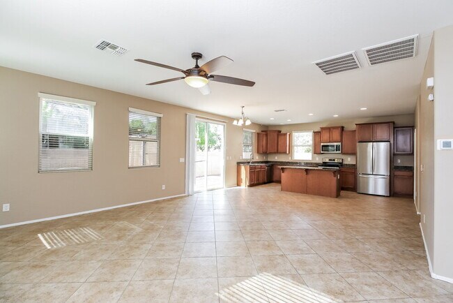 Photo - 2044 S Heron Ln