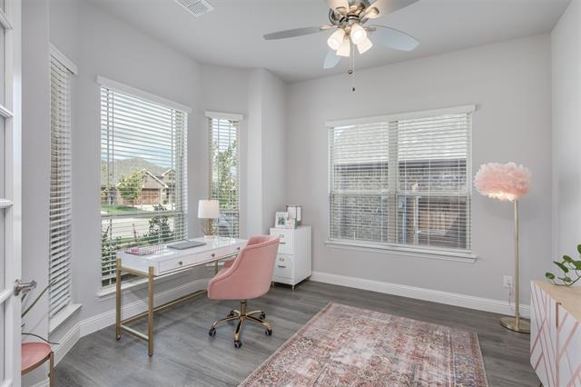 Photo - 204 Garden Grove Dr