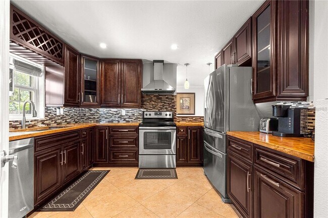 Photo - 126 SE 41st Ave