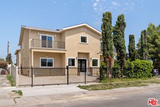 Building Photo - 11625 Haynes St