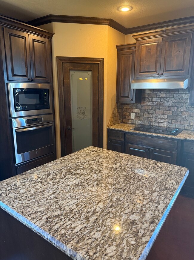 Photo - 182 Raymonds Wy