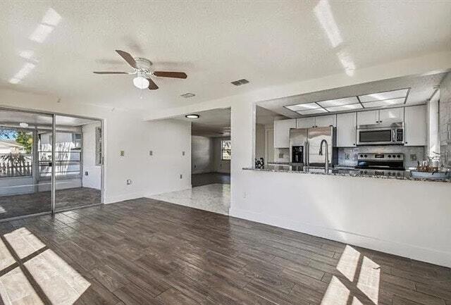 Photo - 7628 Candle Dr