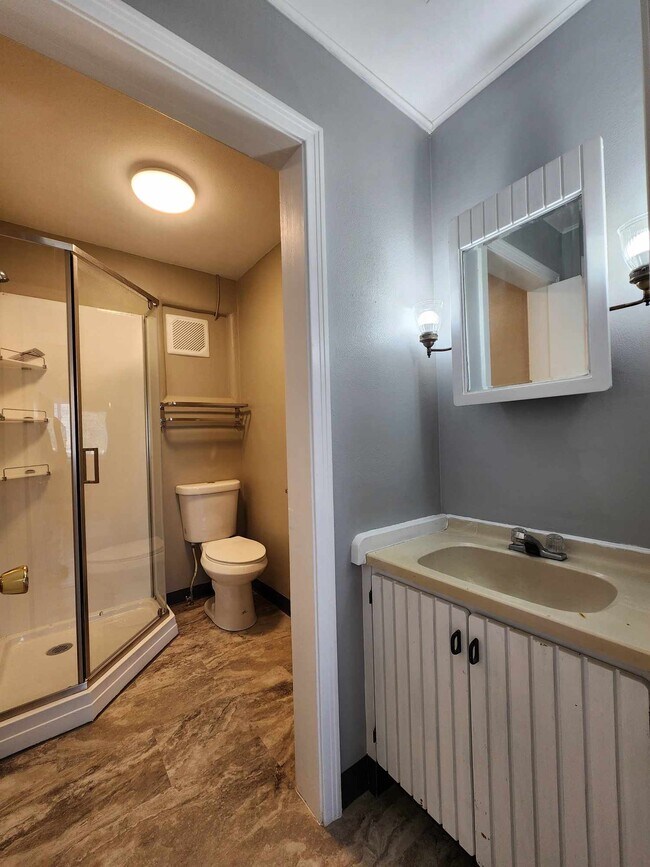 Photo - 111 W 1st St Unidad 111.5 W 1st St Apt 1