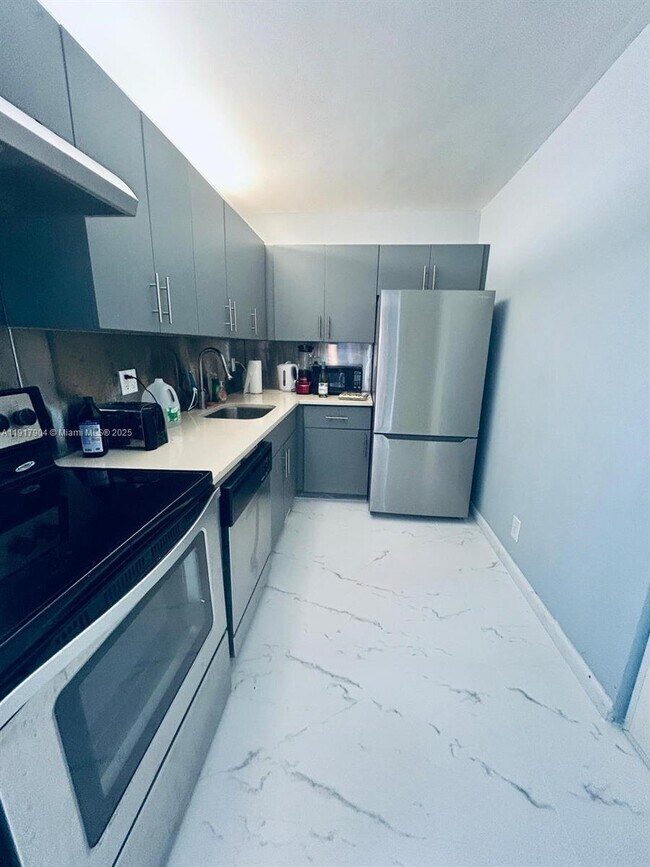 Photo - 121 Golden Isles Dr Unit 604