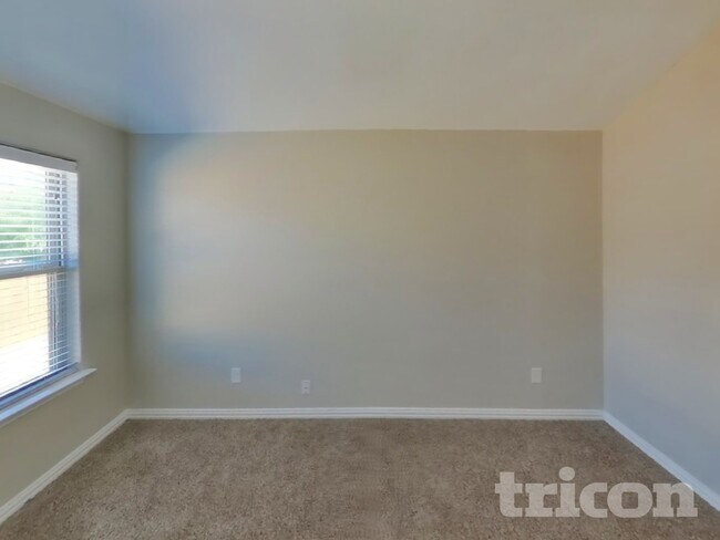 Photo - 429 Park Meadows Dr