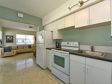 Photo - 3906 Sarasota Ave