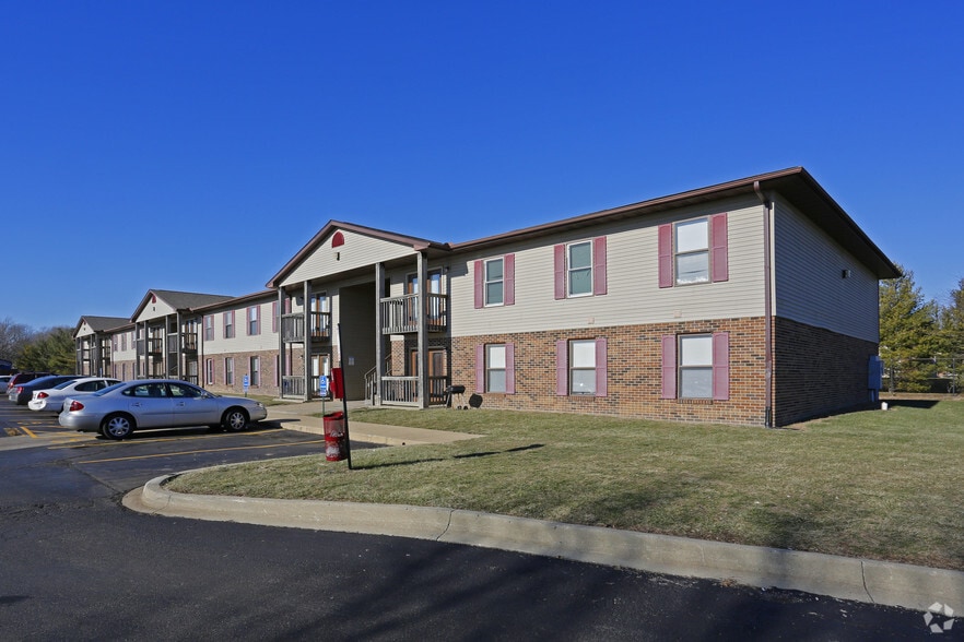 Urbana Estates