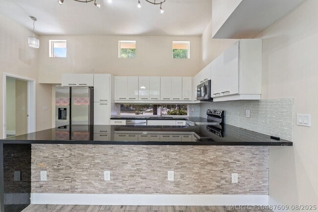 Photo - 4620 NE 18th Ave