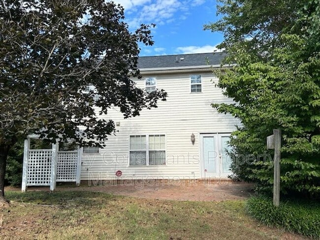 Photo - 600 Summerwalk Rd