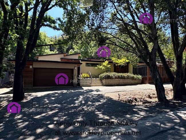 Photo - 1804 Reliez Valley Rd Casa