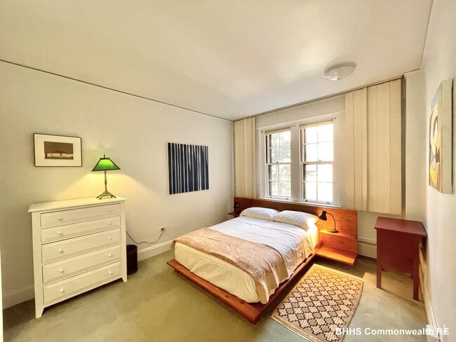Photo - 988 Memorial Dr Unit 282