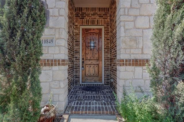 Photo - 10849 Sedalia Dr