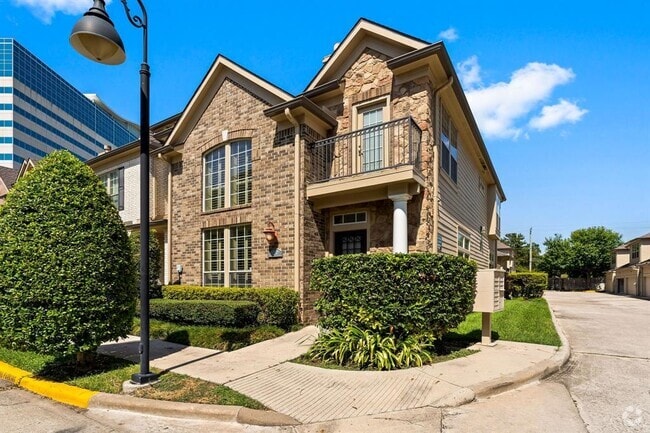 Building Photo - 1038 Memorial Village Dr Rental