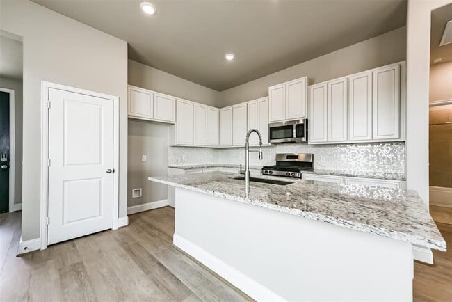 Photo - 745 Lake Lacosta Dr