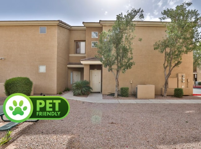 Building Photo - Stylish Mesa Condo with Modern Comforts & Prime Location