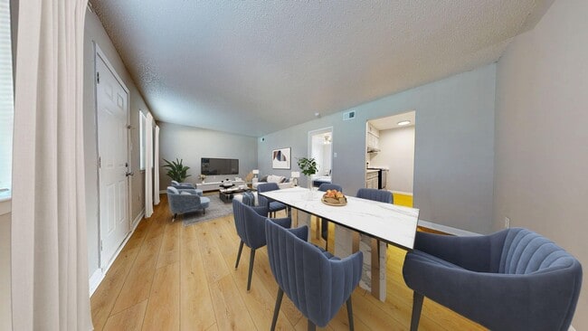 Gulf View Apartments | Remodeled!