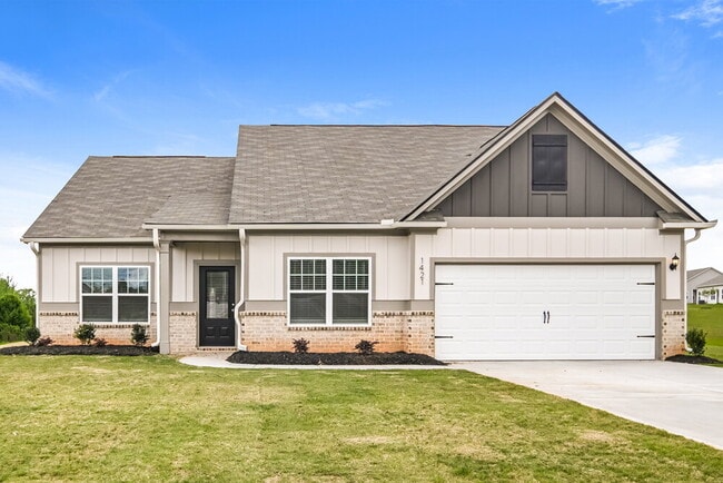 Building Photo - 1421 Sodbuster Dr