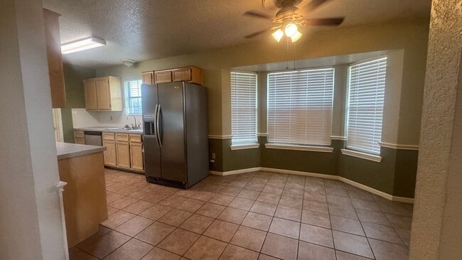 Photo - 3 Bedroom Home Conveniently Located off Stan Schlueter in Killeen