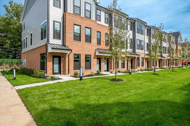 Photo - 624 Sadie Cir Unidad 624