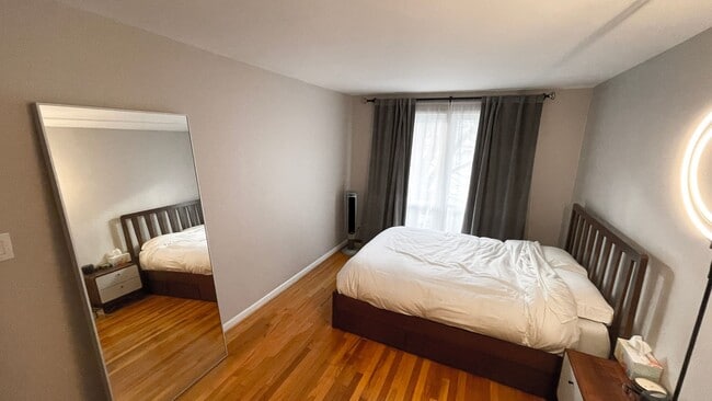 Photo - Spacious in SW