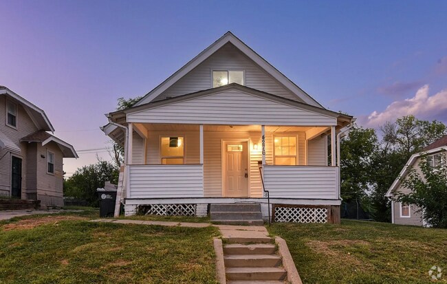 Building Photo - Fully Remodeled 4 Bedroom Benson Home!!
