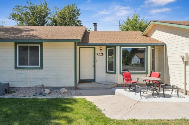 Photo - 5591 N Marlboro Ave