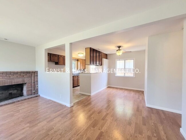 Photo - 3527 Pine Ave