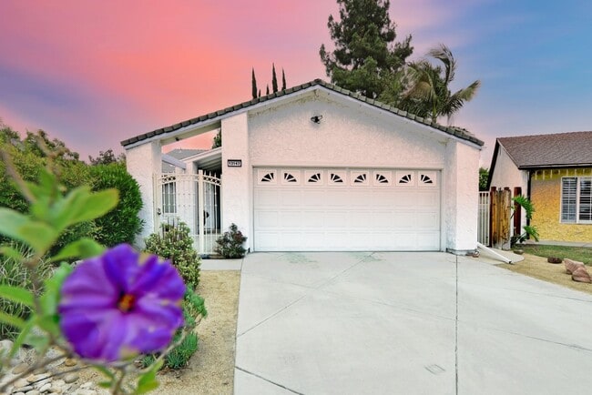 Photo - 13142 Reedley St House