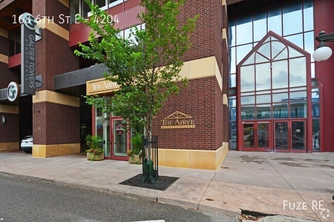 Building Photo - 168 6th St E Rental