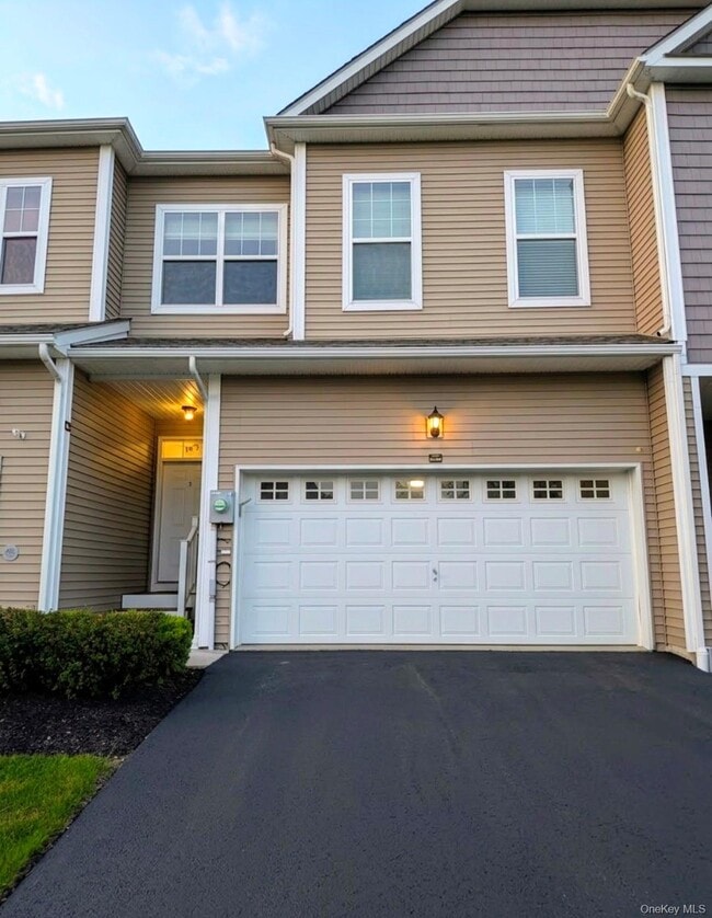 Building Photo - 3 Cedar Hill Dr