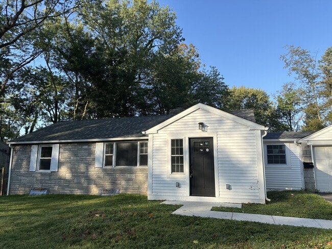 Building Photo - 1043 Thrush Ln Rental