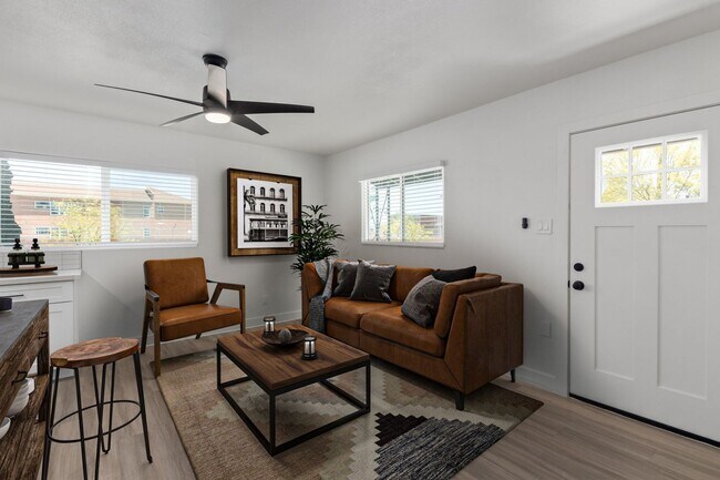 Photo - 2002 S Dateland Dr