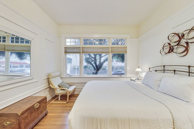 Photo - 2474 Washington St Unidad ID1259136P