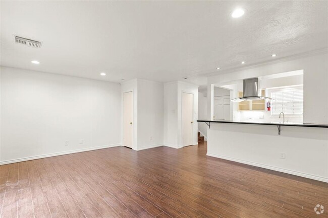 Building Photo - 2229 Mimosa Dr Unit 3 Rental